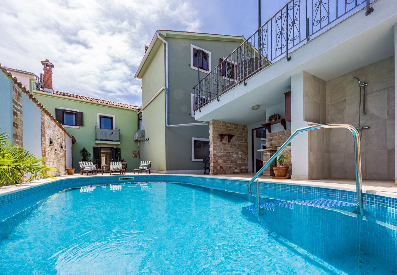 Villa in Marcana - Casa Menta near Pula for 10 persons - private villa for families & friends with wellness
