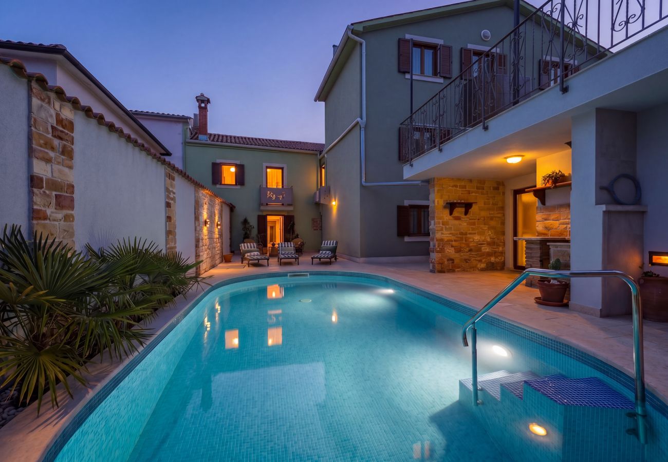 Villa in Marcana - Casa Menta near Pula for 10 persons - private villa for families & friends with wellness