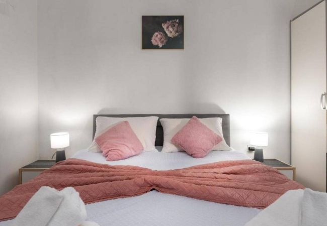 Villa in Oprtalj - Casa Sara and Sasha near Motovun with private pool - pet friendly truffle paradise Villa in Oprtalj - Casa Sara and Sasha near Motovun with private pool - pet friendly truffle paradise
