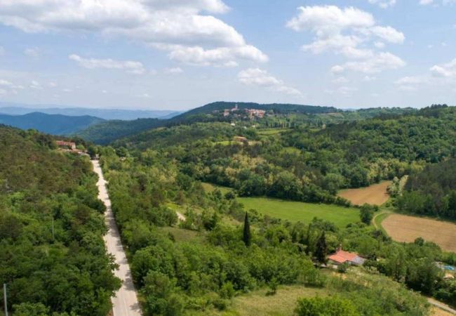 Villa in Oprtalj - Casa Sara and Sasha near Motovun with private pool - pet friendly truffle paradise Villa in Oprtalj - Casa Sara and Sasha near Motovun with private pool - pet friendly truffle paradise