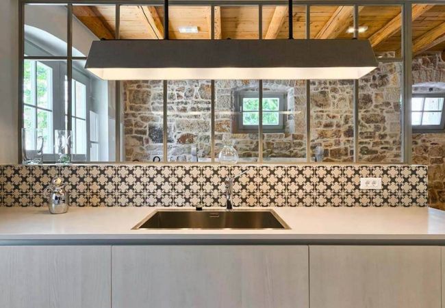 Villa in Radovani - Villa Charlotte for 14 persons with 73m2 Pool in Central Istria - Daily Housekeeping & Breakfast Service Villa in Radovani - Villa Charlotte for 14 persons with 73m2 Pool in Central Istria - Daily Housekeeping & Breakfast Service