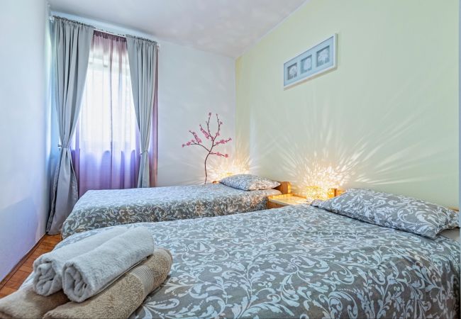 Villa in Svetvincenat - Villa Ferlini in Central Istria with private 10000 m2 garden, wellness & family activities on plot Villa in Svetvincenat - Villa Ferlini in Central Istria with private 10000 m2 garden, wellness & family activities on plot