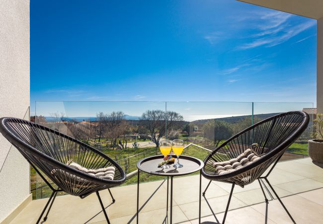 Villa in Peruški - Villa Ogradina near Pula with sea view for 5 persons only 3 km from the Beach Villa in Peruški - Villa Ogradina near Pula with sea view for 5 persons only 3 km from the Beach