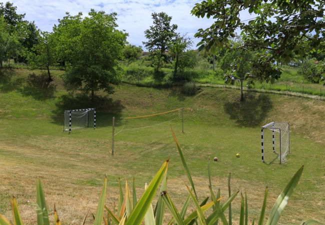 Villa in Pazin - Villa Viscum in Central Istria for 8 persons with large garden - pet friendly Villa in Pazin - Villa Viscum in Central Istria for 8 persons with large garden - pet friendly