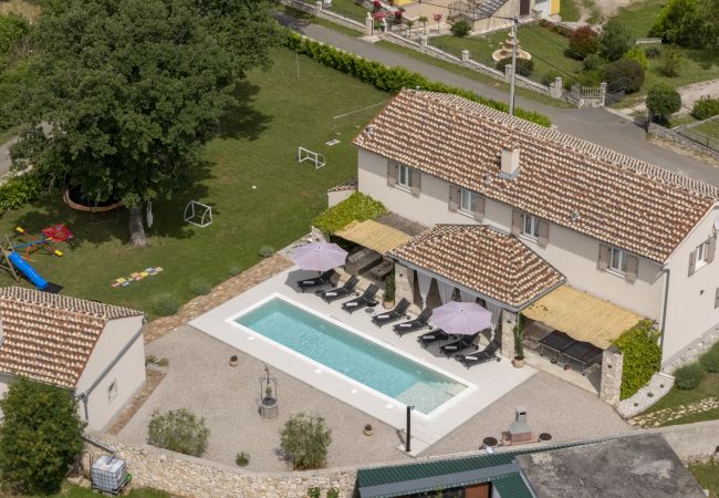 Villa in Sveti Bartul - Villa Batelica near Labin with private pool, large garden, kids playground & sport activities  Villa in Sveti Bartul - Villa Batelica near Labin with private pool, large garden, kids playground & sport activities