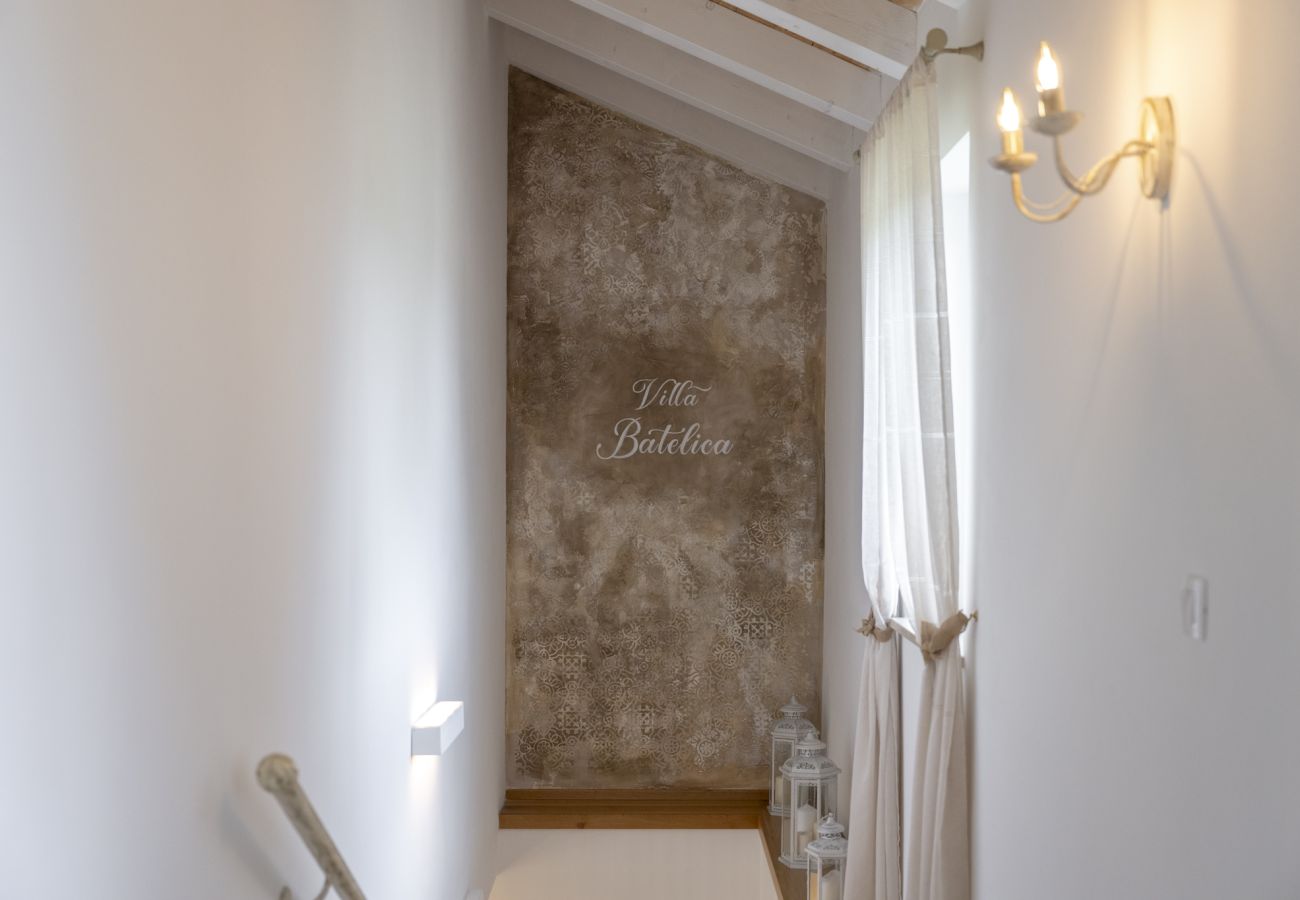 Villa in Sveti Bartul - Villa Batelica near Labin with private pool, large garden, kids playground & sport activities 