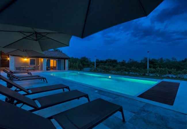 Villa in Cabrunici - Stancija Cabrunici in Central Istria with large garden and Wellness Villa in Cabrunici - Stancija Cabrunici in Central Istria with large garden and Wellness