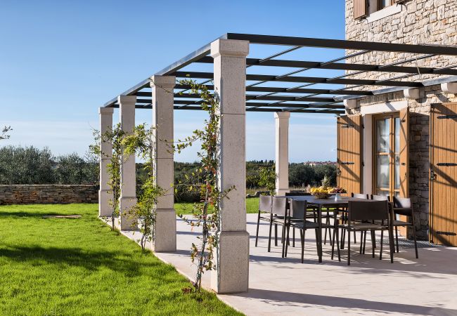 Villa in Umag - Stancija Katarina di Maladel in Umag with wellness, sea view and 2 km from the beach Villa in Umag - Stancija Katarina di Maladel in Umag with wellness, sea view and 2 km from the beach