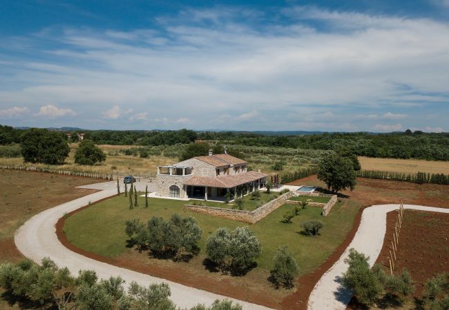 Villa in Umag - Stancija Katarina di Maladel in Umag with wellness, sea view and 2 km from the beach Villa in Umag - Stancija Katarina di Maladel in Umag with wellness, sea view and 2 km from the beach
