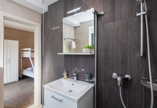 Villa in Pag - Villa Emma on Island Pag for 14 persons with sea view, wellness & pool heating Villa in Pag - Villa Emma on Island Pag for 14 persons with sea view, wellness & pool heating