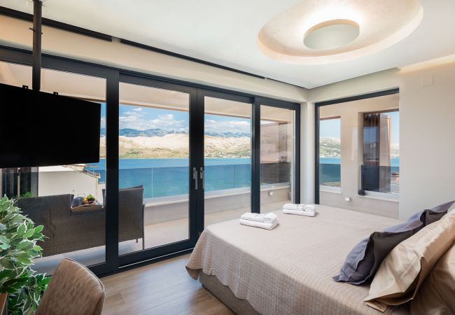 Villa in Pag - Villa Emma on Island Pag for 14 persons with sea view, wellness & pool heating Villa in Pag - Villa Emma on Island Pag for 14 persons with sea view, wellness & pool heating