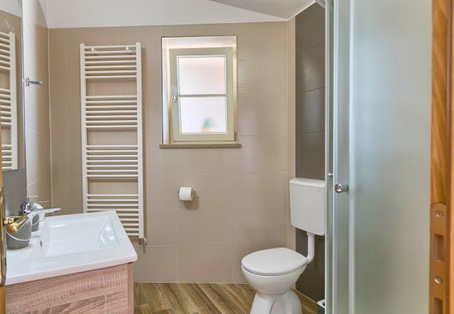 Villa in Peruški - Villa Loverka near Pula only 3 km from the beach with sea view Villa in Peruški - Villa Loverka near Pula only 3 km from the beach with sea view