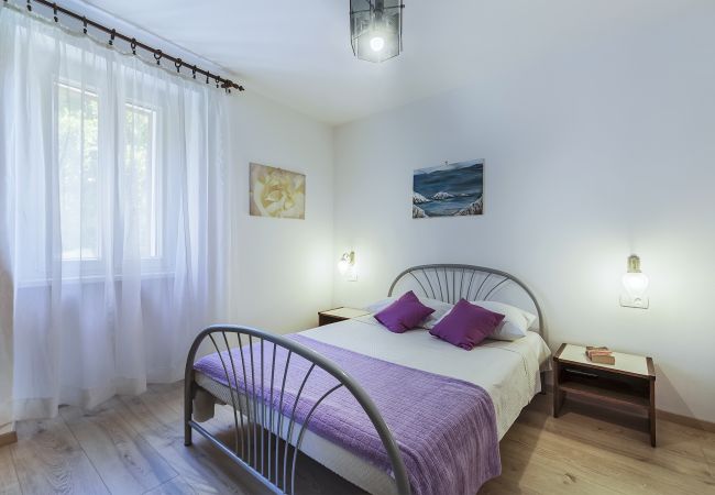 Villa in Labin - Villa Ana Labin for 12 person with 6 bedrooms & private pool Villa in Labin - Villa Ana Labin for 12 person with 6 bedrooms & private pool