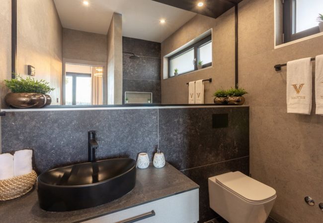 Villa in Medulin - Villa Vie in Medulin for 10 people with heated pool, wellness and home cinema Villa in Medulin - Villa Vie in Medulin for 10 people with heated pool, wellness and home cinema