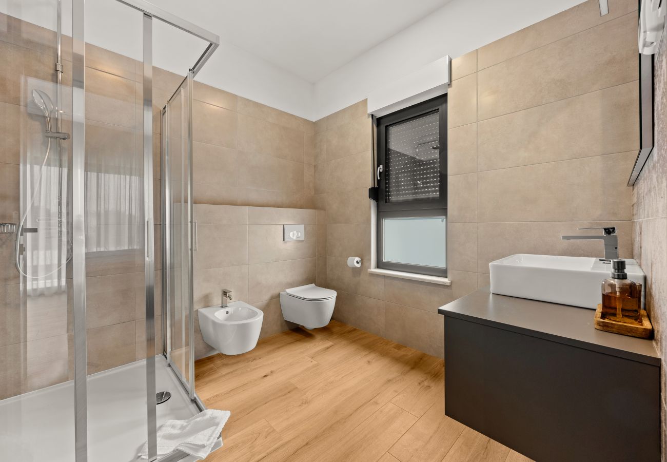 Villa in Cukrici - Villa Serena in Central Istria for 8 people with private heated pool 