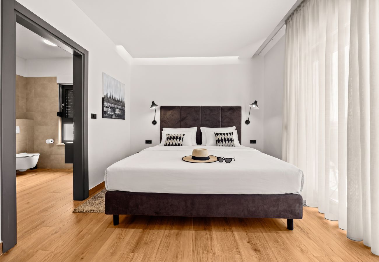 Villa in Cukrici - Villa Serena in Central Istria for 8 people with private heated pool 