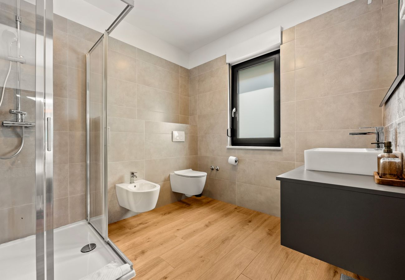 Villa in Cukrici - Villa Serena in Central Istria for 8 people with private heated pool 