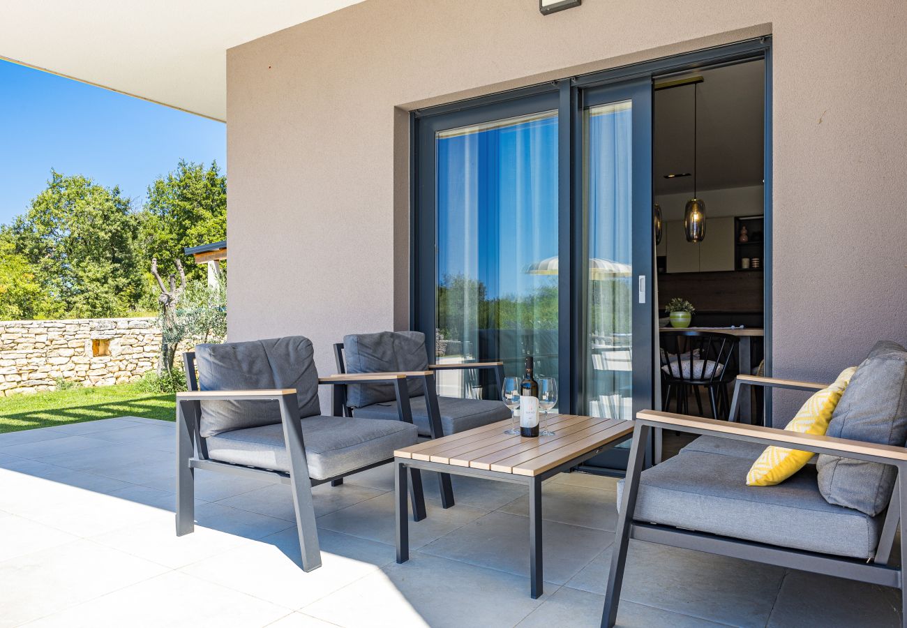 Villa in Cukrici - Villa Serena in Central Istria for 8 people with private heated pool 