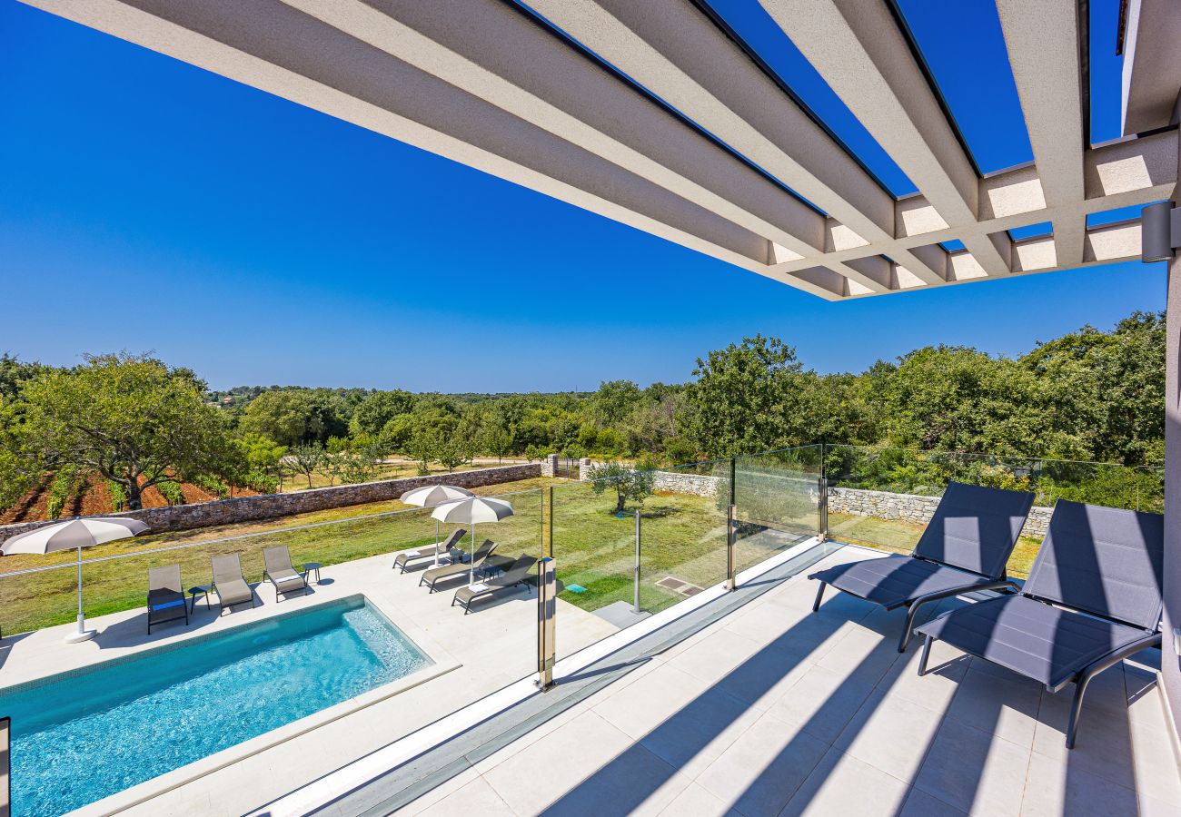 Villa in Cukrici - Villa Serena in Central Istria for 8 people with private heated pool 