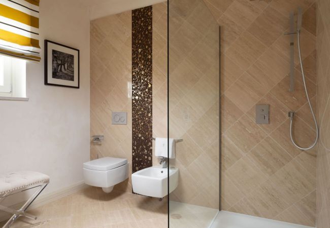 Villa in Vabriga -  Luxury Villa Claretta near Poreč for 8 people with sea view & pet friendly Villa in Vabriga -  Luxury Villa Claretta near Poreč for 8 people with sea view & pet friendly