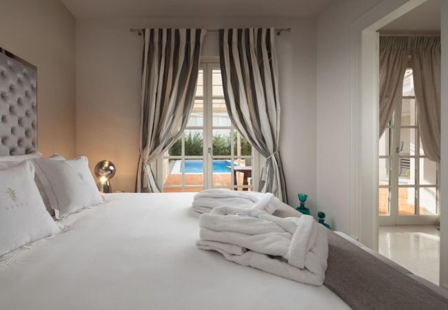 Villa in Vabriga -  Luxury Villa Claretta near Poreč for 8 people with sea view & pet friendly Villa in Vabriga -  Luxury Villa Claretta near Poreč for 8 people with sea view & pet friendly