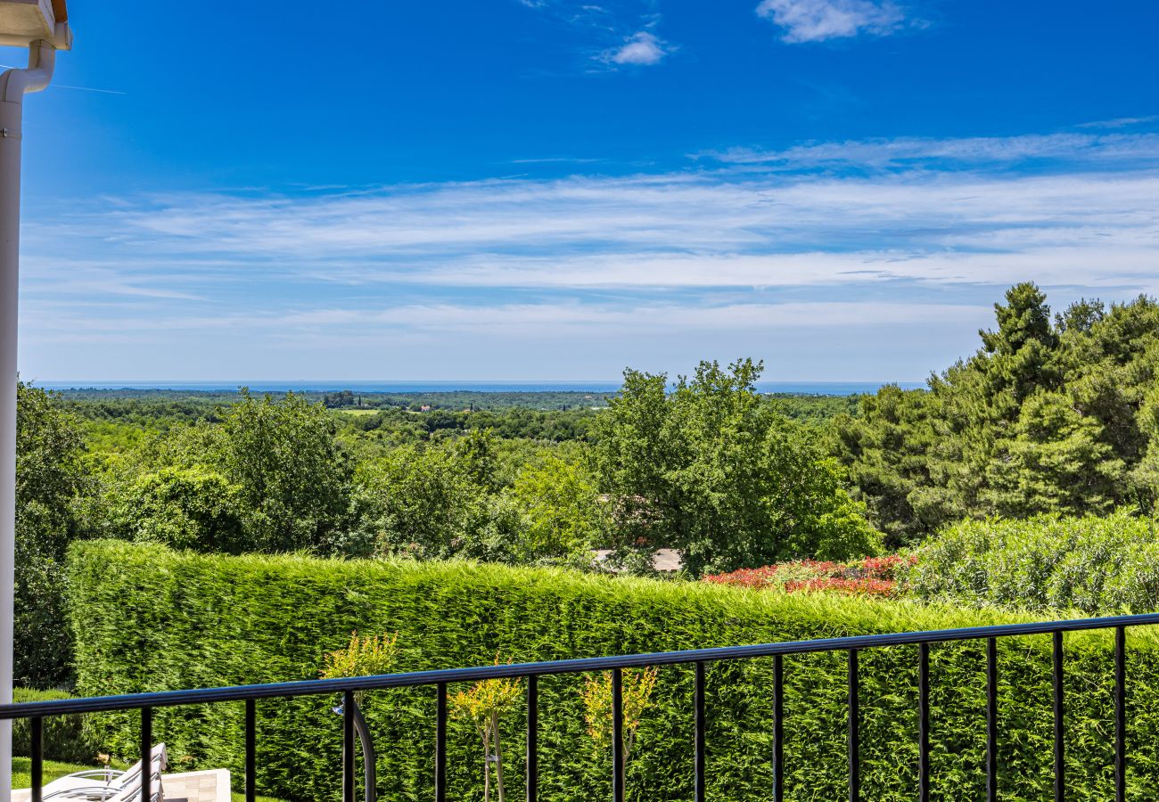 Villa in Babudri - Villa Babudri near Poreč for 10 people with jacuzzi & spa