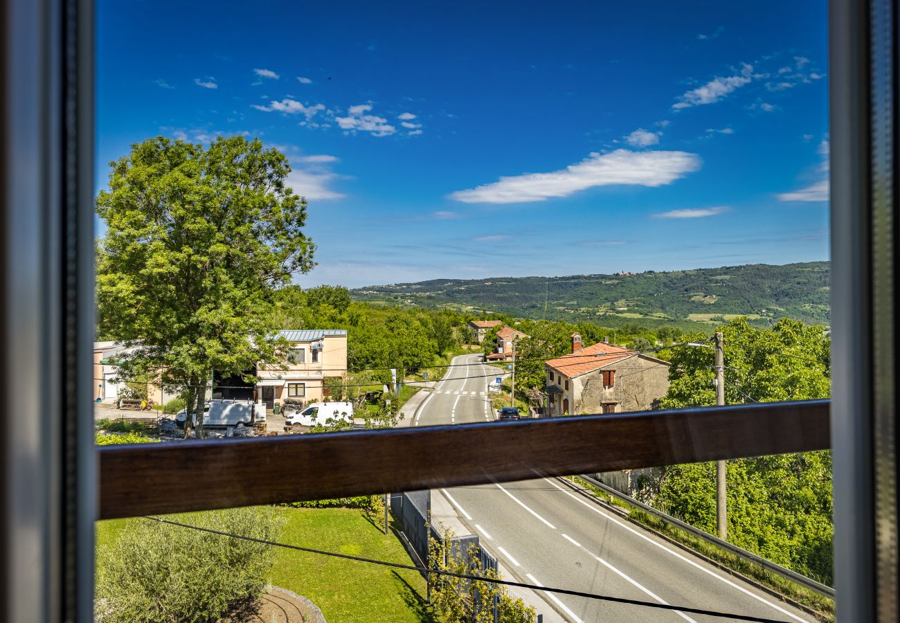 Villa in Žudetici - Villa Blazeni Miroslav Bulesic in Central Istria for 8 people with private heated pool and sauna