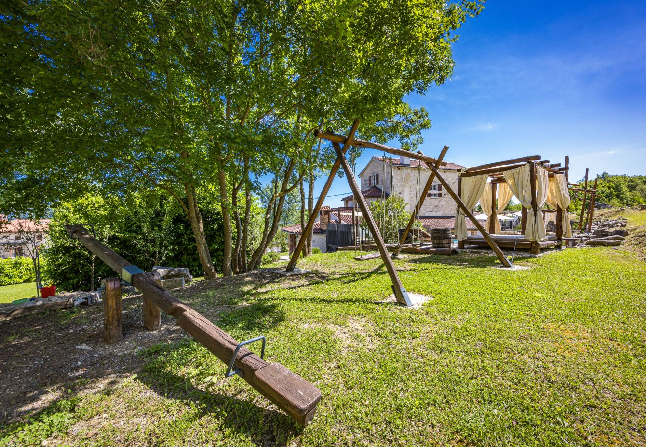Villa in Žudetici - Villa Blazeni Miroslav Bulesic in Central Istria for 8 people with private heated pool and sauna