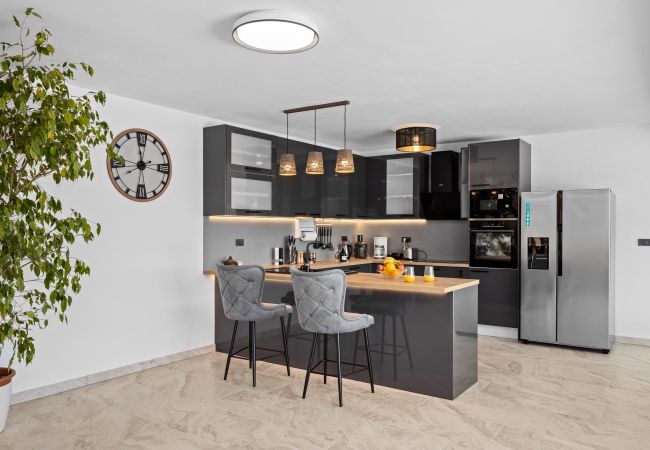 Villa in Kožljani - Villa Camelie near Barban for 10 people with playground for children, fitness & pet friendly Villa in Kožljani - Villa Camelie near Barban for 10 people with playground for children, fitness & pet friendly