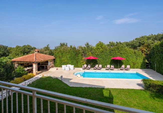 Villa in Porec - Villa Duga in Poreč for 12 people with sea view & only 1,2 km from beach Villa in Porec - Villa Duga in Poreč for 12 people with sea view & only 1,2 km from beach