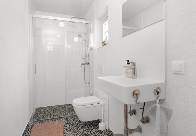 Villa in Peruški - Casa Mirna for 7 people near Pula with sea view & only 2 km from the sea Villa in Peruški - Casa Mirna for 7 people near Pula with sea view & only 2 km from the sea
