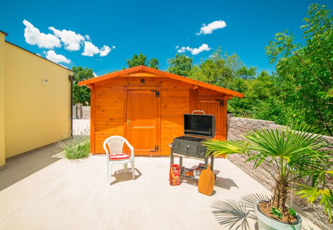 Villa in Svetvincenat - Villa Vita in Central Istria - Ground Floor Villa for 6 People with Heated Pool  Villa in Svetvincenat - Villa Vita in Central Istria - Ground Floor Villa for 6 People with Heated Pool