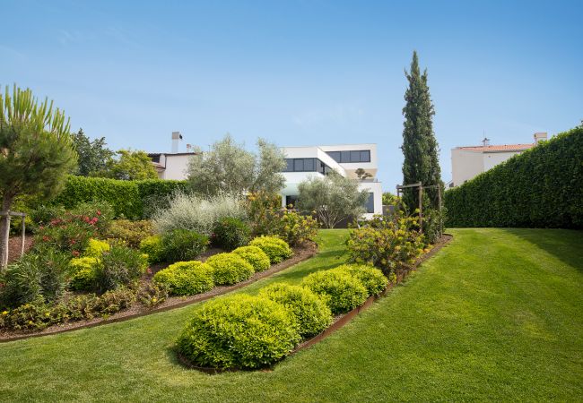 Villa in Banjole - Villa Lucy Banjole for 12 people near Medulin with heated indoor pool & spa just 400 meters from the beach Villa in Banjole - Villa Lucy Banjole for 12 people near Medulin with heated indoor pool & spa just 400 meters from the beach