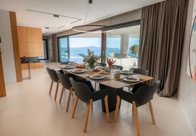 Villa in Mošcenice - Villa 3.0 near Opatija for 8 people with indoor and outdoor pool & wellness Villa in Mošcenice - Villa 3.0 near Opatija for 8 people with indoor and outdoor pool & wellness