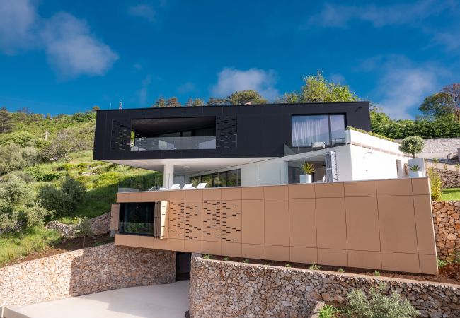 Villa in Mošcenice - Villa 3.0 near Opatija for 8 people with indoor and outdoor pool & wellness Villa in Mošcenice - Villa 3.0 near Opatija for 8 people with indoor and outdoor pool & wellness