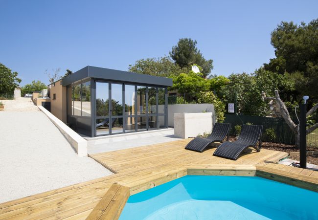 Villa in Pomer - Beach House Olive - ground floor house for 2 people with private beach near Medulin Villa in Pomer - Beach House Olive - ground floor house for 2 people with private beach near Medulin