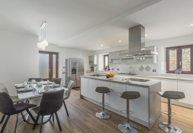Villa in Brtonigla - Villa LV near Novigrad for 8 people spa & children playground only 1.5 km from beach Villa in Brtonigla - Villa LV near Novigrad for 8 people spa & children playground only 1.5 km from beach