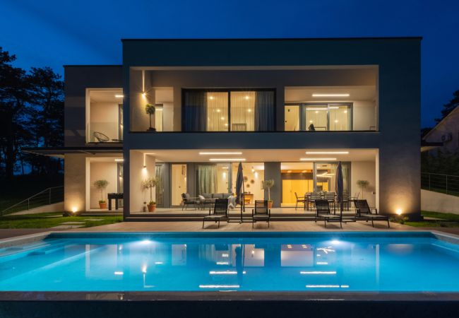 Villa in Nedešcina - Villa Valpinia for 8 people in Labin - Rabac with 40 m2 heated pool, indoor jacuzzi & sauna Villa in Nedešcina - Villa Valpinia for 8 people in Labin - Rabac with 40 m2 heated pool, indoor jacuzzi & sauna