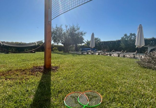 Villa in Višnjan - Villa Moonlight 2 for 12  persons near Poreč with private heated pool - 45 m2 & playground Villa in Višnjan - Villa Moonlight 2 for 12  persons near Poreč with private heated pool - 45 m2 & playground