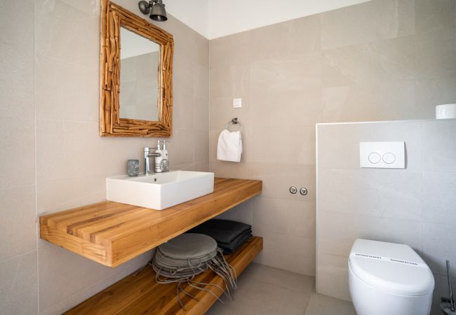 Villa in Višnjan - Villa Moonlight 2 for 12  persons near Poreč with private heated pool - 45 m2 & playground Villa in Višnjan - Villa Moonlight 2 for 12  persons near Poreč with private heated pool - 45 m2 & playground
