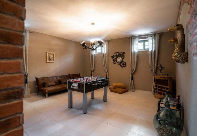 Villa in Višnjan - Villa Moonlight 2 for 12  persons near Poreč with private heated pool - 45 m2 & playground Villa in Višnjan - Villa Moonlight 2 for 12  persons near Poreč with private heated pool - 45 m2 & playground
