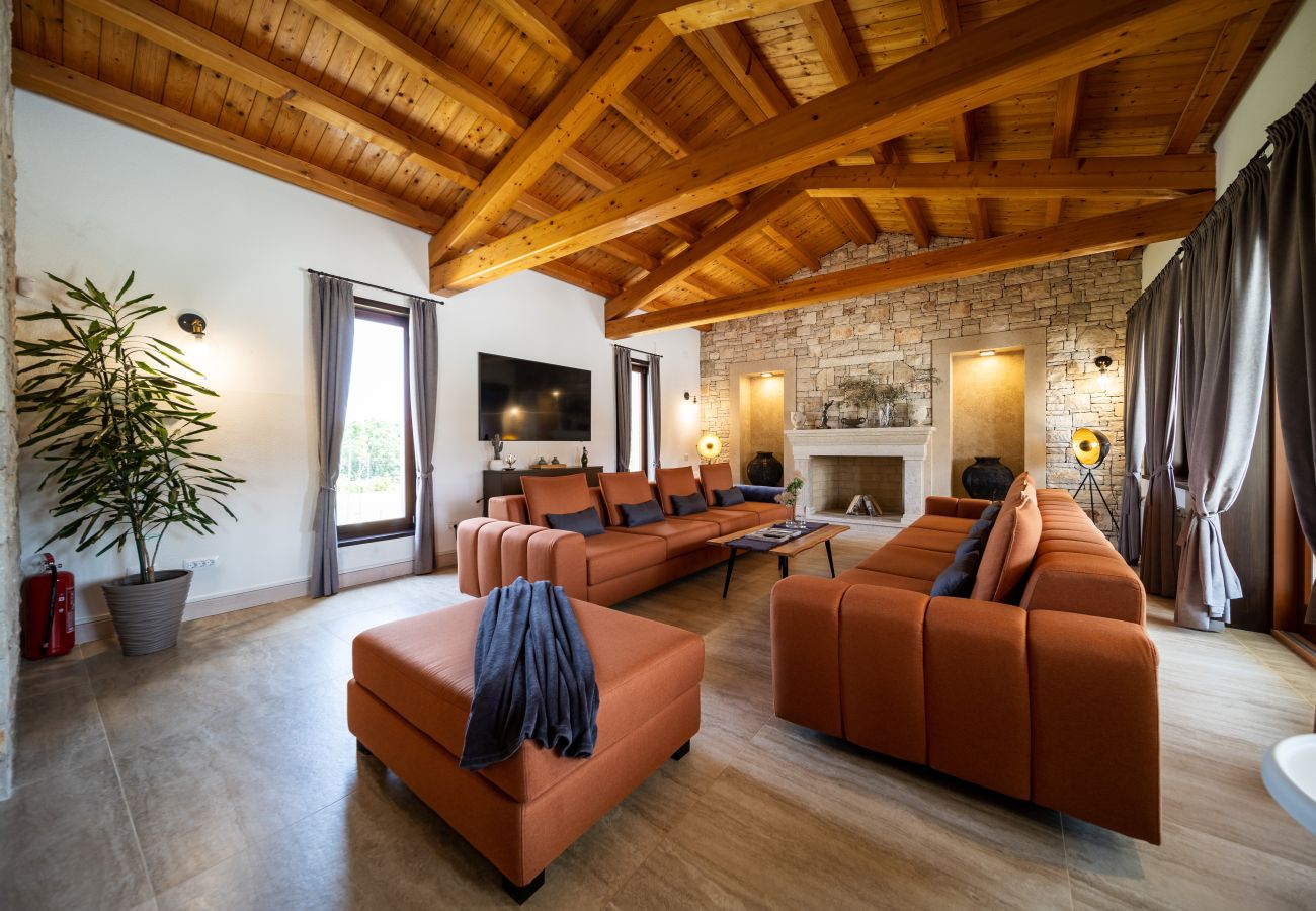 Villa in Hrboki - Villa Antea for 10 people near Barban with heated pool 75 m2 - welness & large garden