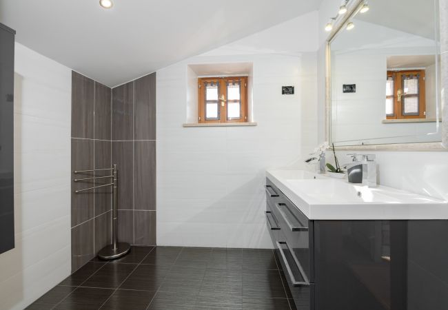 Villa in Buzet - Villa Denis Village in Central Istria for 28 people pet friendly complex of 4 stone houses Villa in Buzet - Villa Denis Village in Central Istria for 28 people pet friendly complex of 4 stone houses