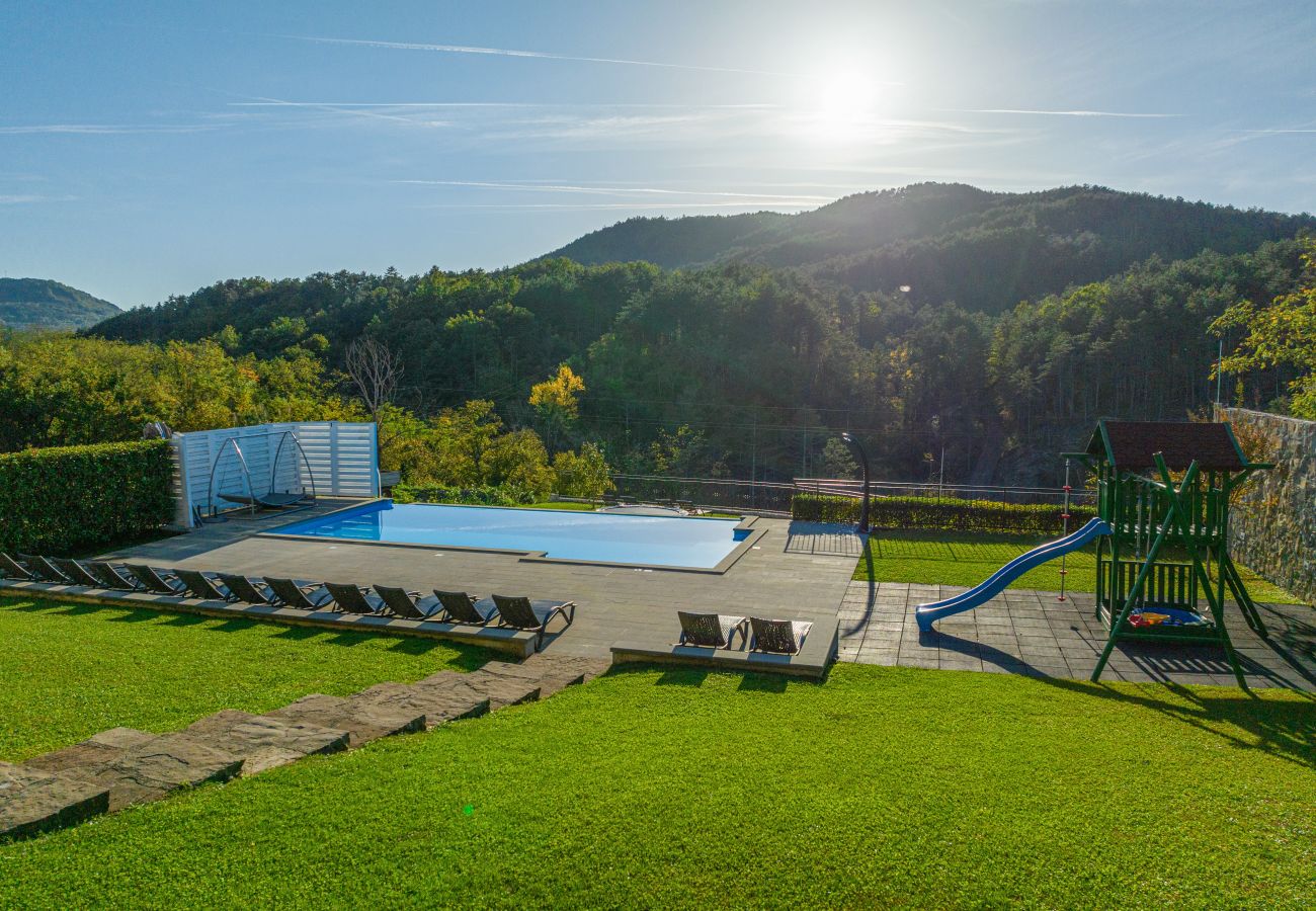 Villa in Buzet - Villa Denis Village in Central Istria for 28 people pet friendly complex of 4 stone houses