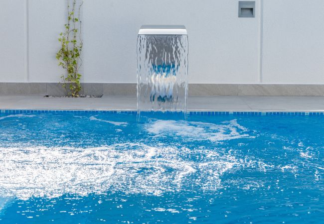 Villa in Pula - Villa Casa L for 10 people near Pula with heated salt - water pool and pet friendly Villa in Pula - Villa Casa L for 10 people near Pula with heated salt - water pool and pet friendly