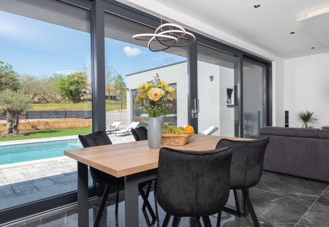 Villa in Sveta Nedelja - Villa Alison Deluxe for 4 + 2 near Labin - Rabac with heated pool & spa Villa in Sveta Nedelja - Villa Alison Deluxe for 4 + 2 near Labin - Rabac with heated pool & spa