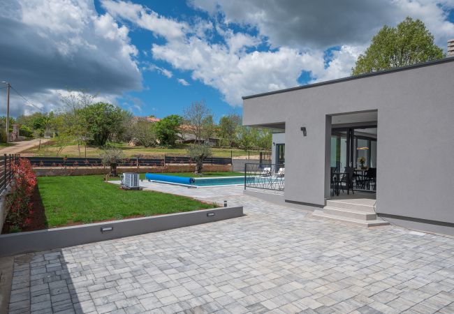 Villa in Sveta Nedelja - Villa Alison Deluxe for 4 + 2 near Labin - Rabac with heated pool & spa Villa in Sveta Nedelja - Villa Alison Deluxe for 4 + 2 near Labin - Rabac with heated pool & spa