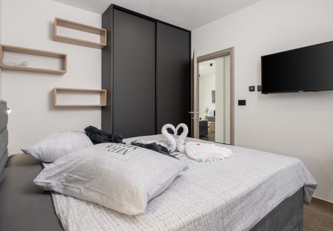 Villa in Sveta Nedelja - Villa Alison Deluxe Junior for 4 + 2 near Labin - Rabac with children playground, wellness & pet friendly Villa in Sveta Nedelja - Villa Alison Deluxe Junior for 4 + 2 near Labin - Rabac with children playground, wellness & pet friendly