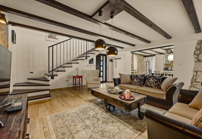 Villa in Labin - Charming Villa Antoana for families and kids in Labin - Rabac with kids playground & private pool Villa in Labin - Charming Villa Antoana for families and kids in Labin - Rabac with kids playground & private pool