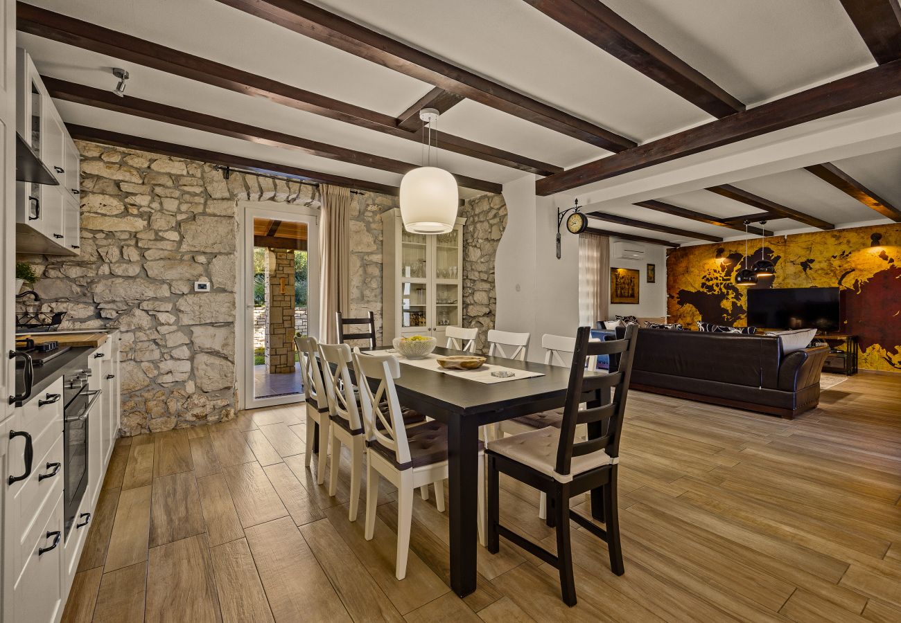 Villa in Labin - Charming Villa Antoana for families and kids in Labin - Rabac with children playground & private pool